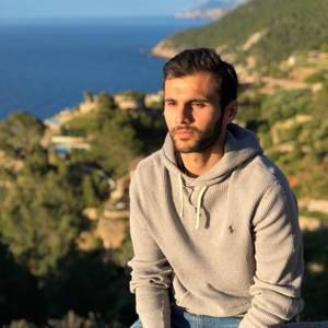 Meet your Posher, Nikhil